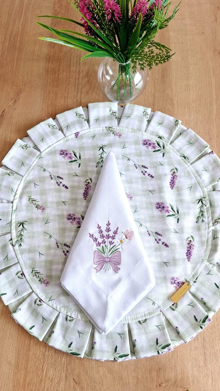 Criação de mesa posta 5